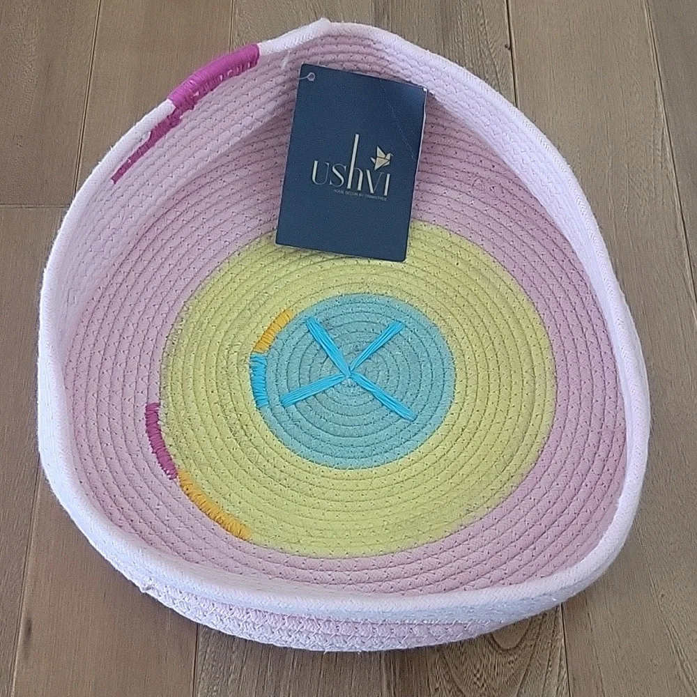 NWT Nordstrom Trinktree Embroidered Cotton Table Tray Bowl Pink 12x12x4